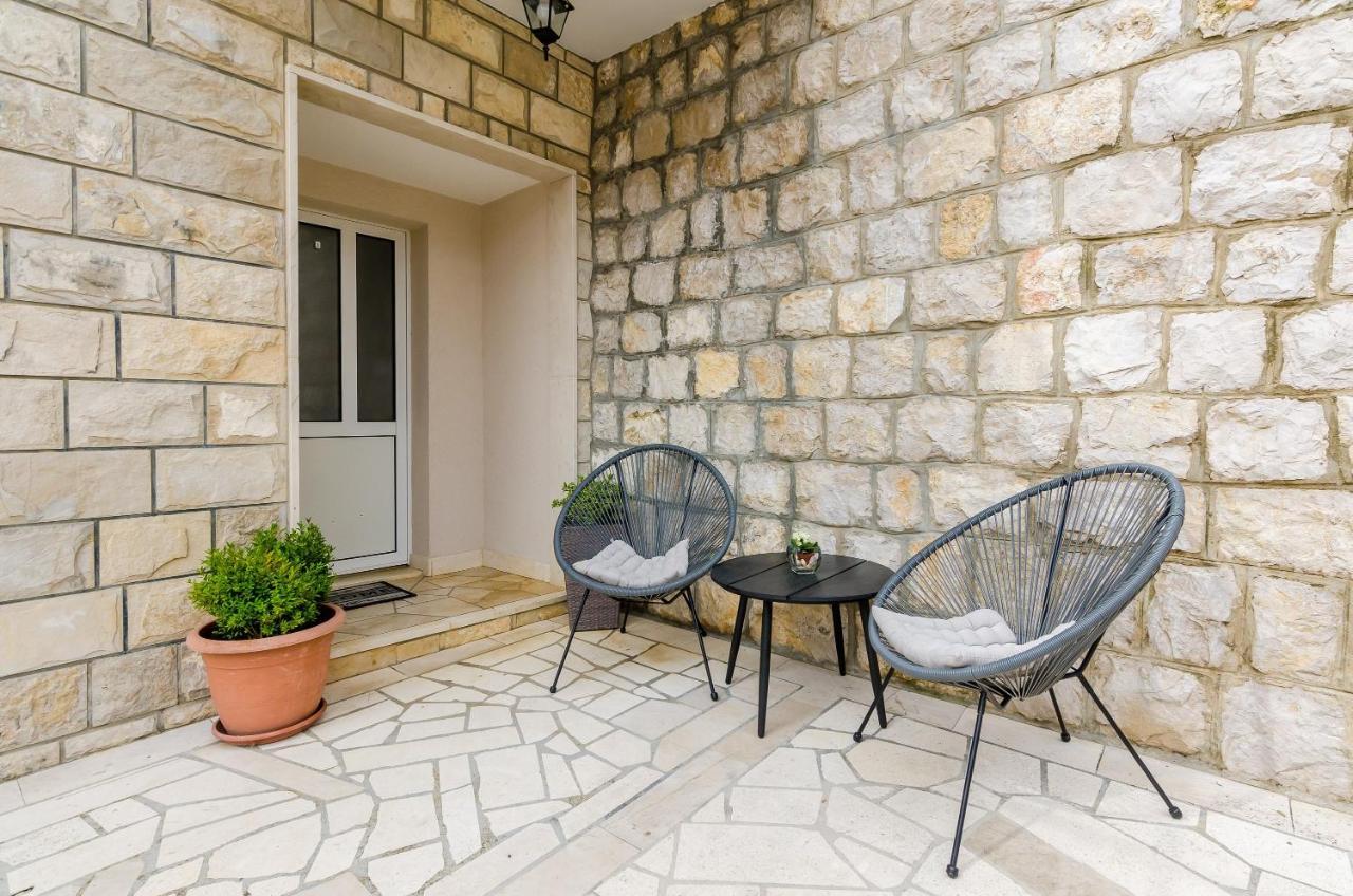 Apartment Lise Mokosica Dubrovnik Bagian luar foto